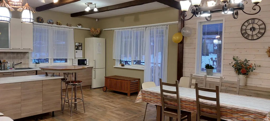 Коттедж Коттедж под сенью лесных деревьев — Москва