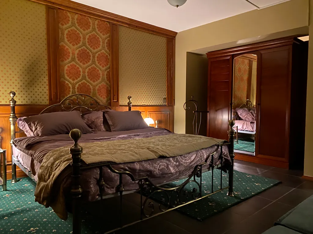 Апартаменты с отдельным входом , центр города