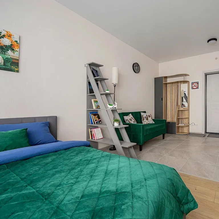 Уютная студия с современным ремонтом рядом с центром