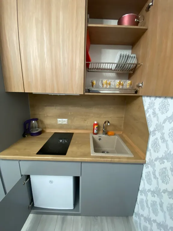 Красивая уютная квартира-студия для двоих возле самого моря, с бассейном