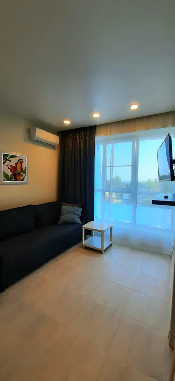 Квартира с балконом