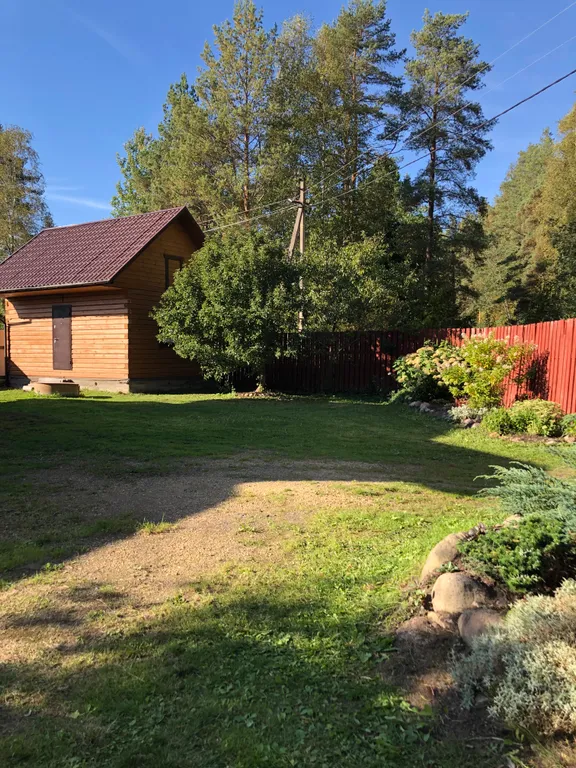 Дом в тишине на природе