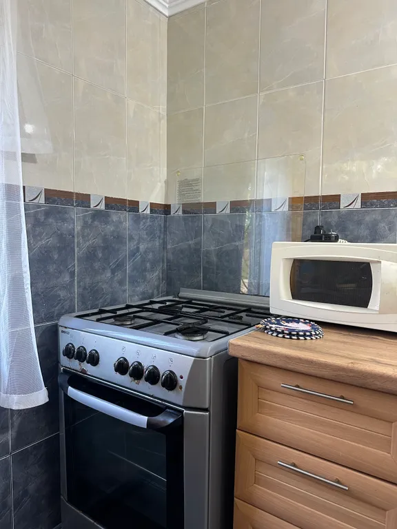 Коттедж Уютный дом в центре города — Сухум