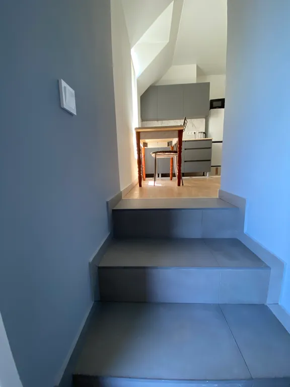 Уютная часть дома с бассейном