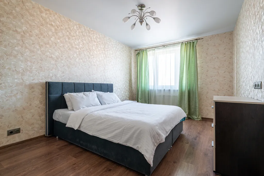 Евротрешка у ТРЦ Мега