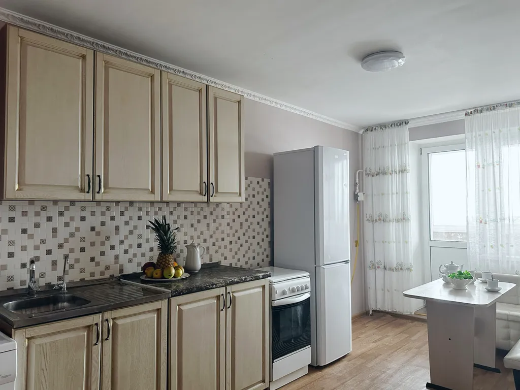 Двухкомнатная квартира с видом на монастыри