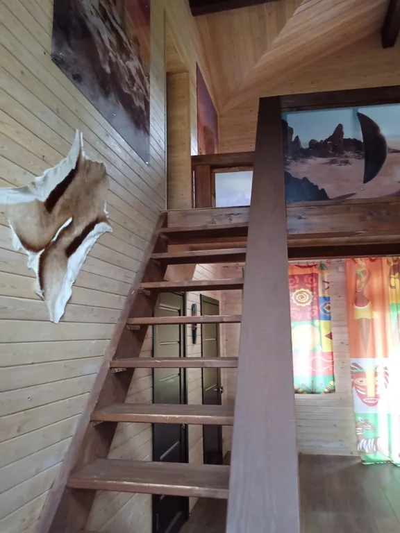 Африка - яркий коттедж для 2-3 семей