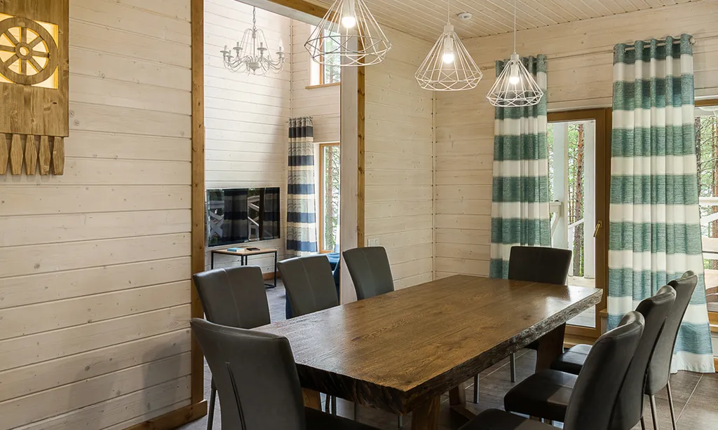 6-комнатный Дом