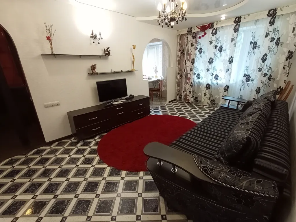 3-комнатная квартира в центре — аренда посуточно в Астрахань