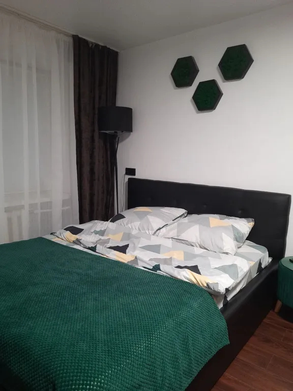 Квартира возле Ледового дворца — аренда посуточно в Новомосковск