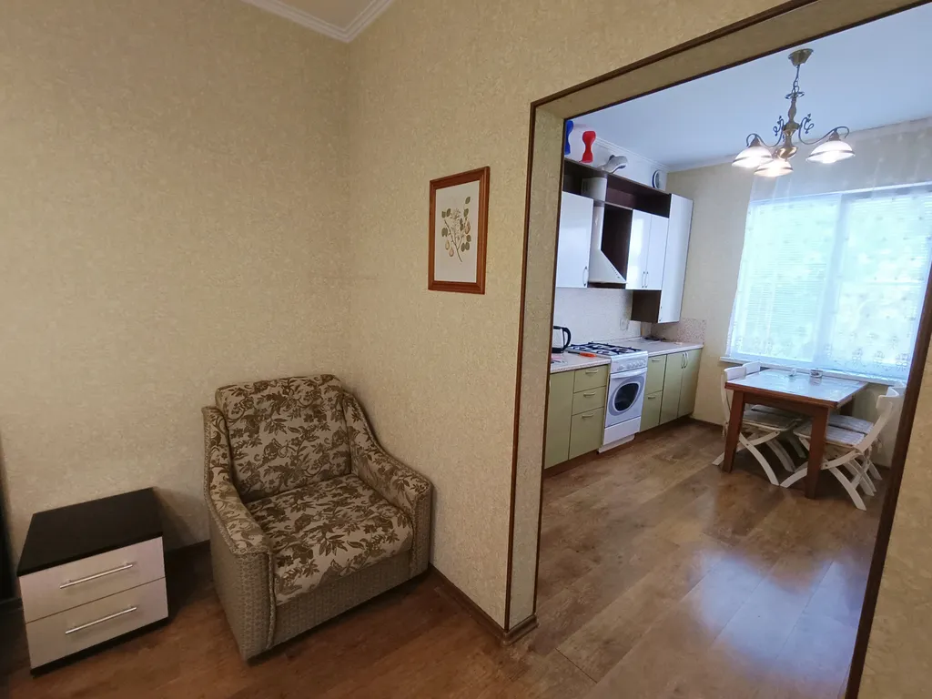Квартира Квартира Трёхместный номер с кухней — Геленджик