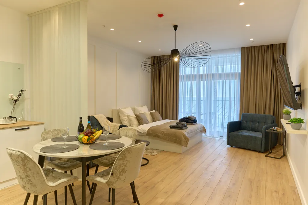 Уютные апартаменты на третьем этаже с видом на море