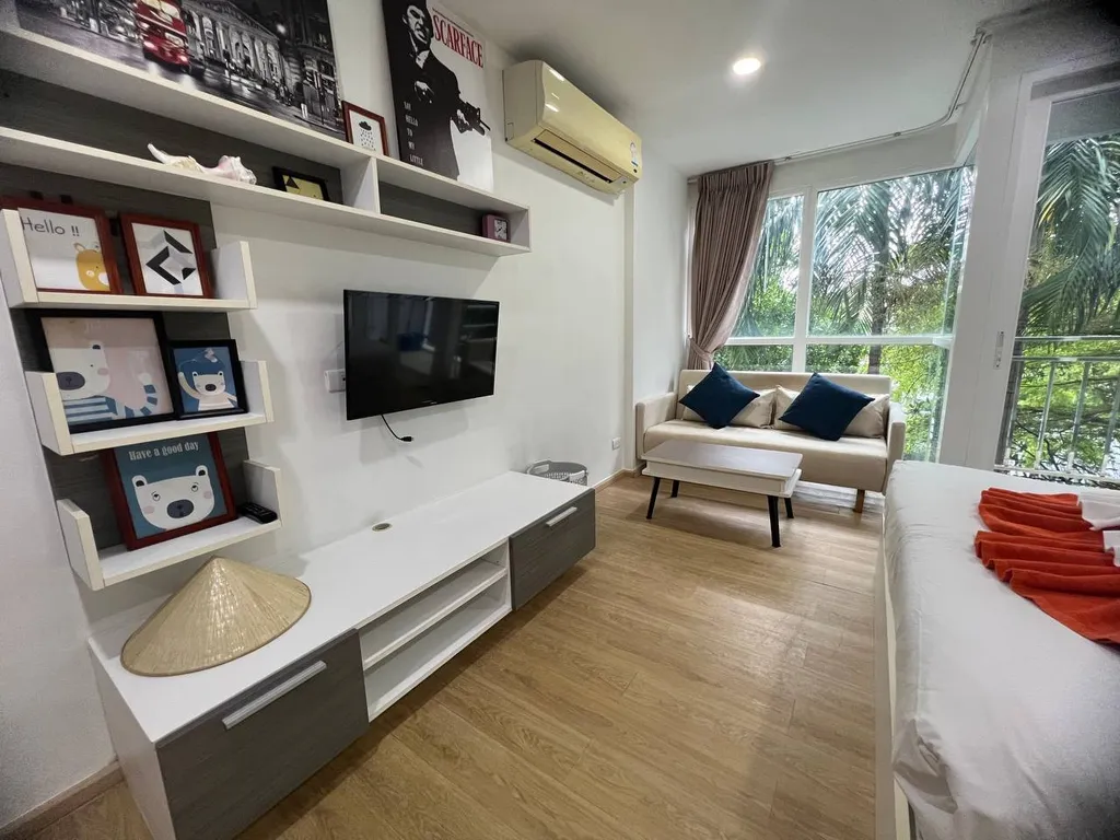 Ката Студия  после ремонта с отличным видом на сад в Ozone