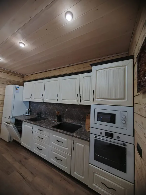 Уютный дом, в 5 минутах от горы Зелёная