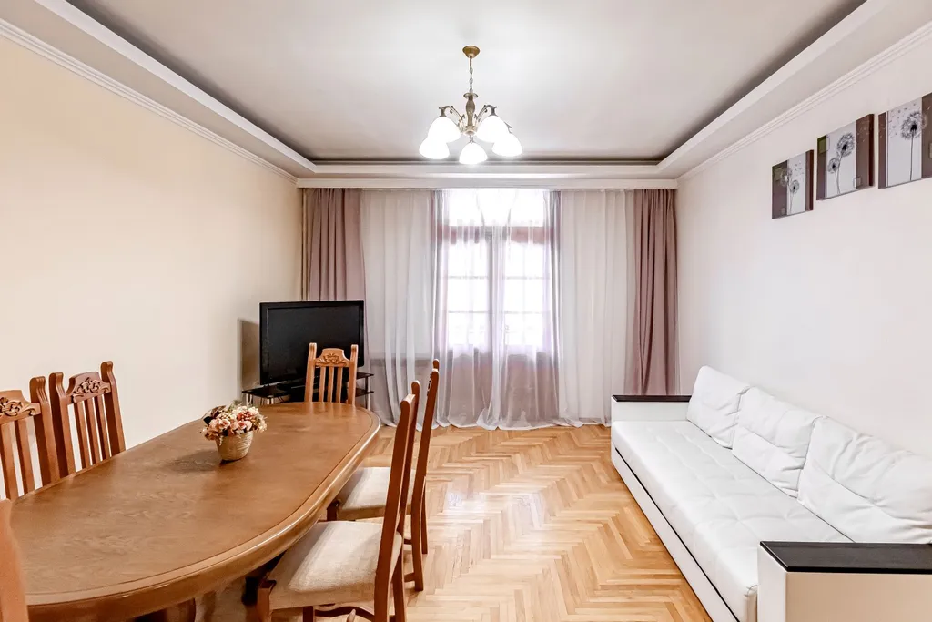 Квартира в самом центре + На курортном бульваре + Город у ваших ног