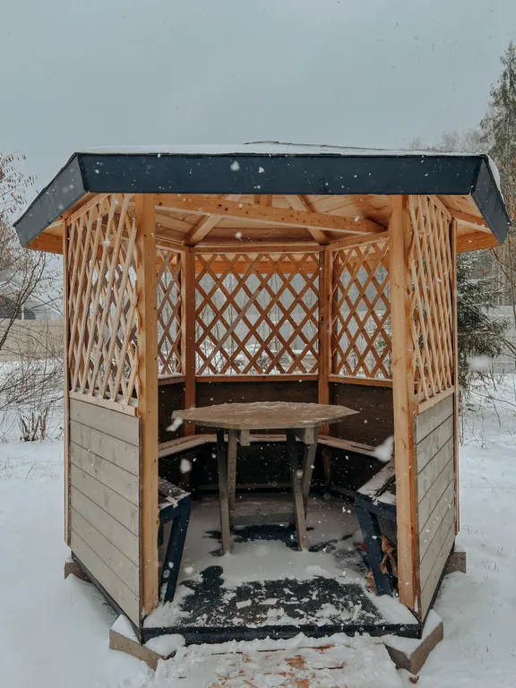 Шале в глэмпинге Лесариум с купелью и мангалом