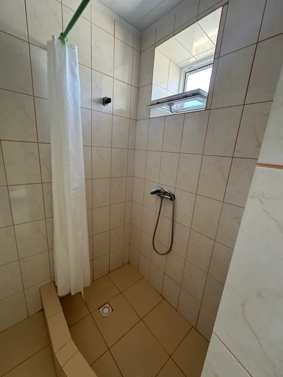 Номер недалеко от моря