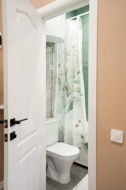 Яркая квартира-студия со свежим ремонтом