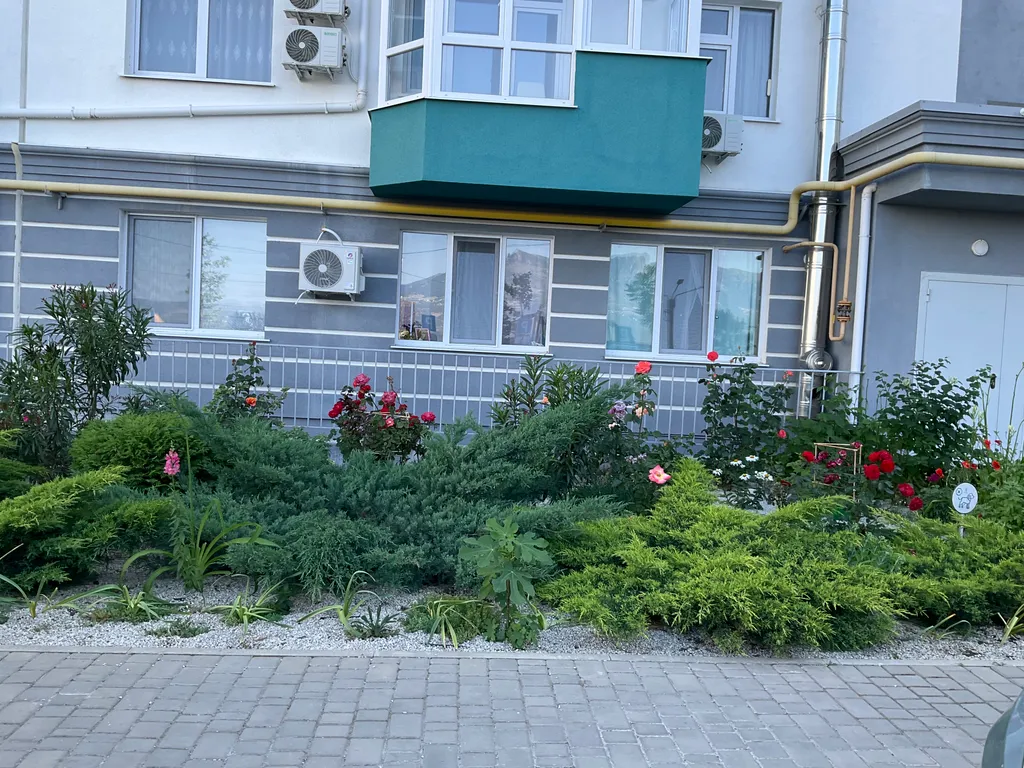 Удобная квартира с видом на море и горы