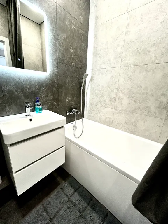 Шикарная квартира в новом доме с видом на город