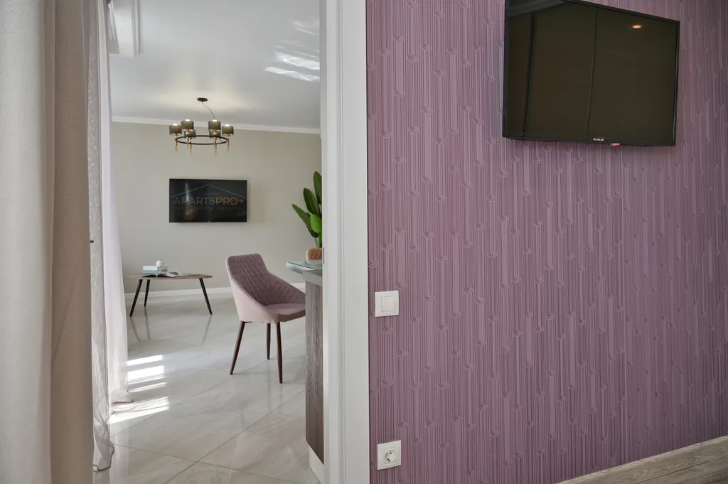 Просторная стильная евро 2-комнатная квартира в центре