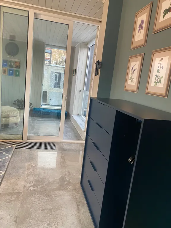 Светелка в доме Куб в кубе с видом на горы