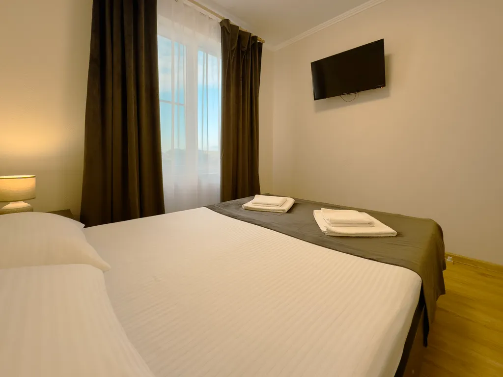 4-комнатная Квартира