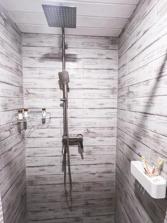 Коттедж Уютный домик «Маяковский» с панорамными окнами — Волковицы