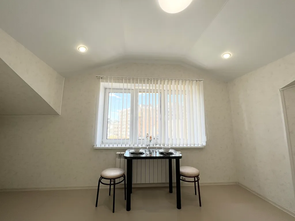 Комфортабельная 2-к квартира в новом доме в центре