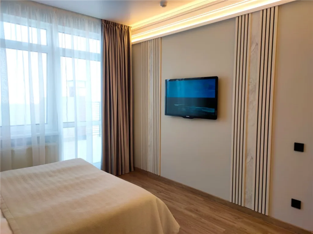 Люкс двухкомнатный с прямым видом на море и балконом (Корп.В)