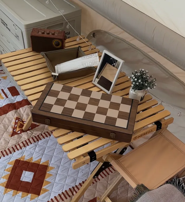 Глемпинго плот на Селигере у монастыря