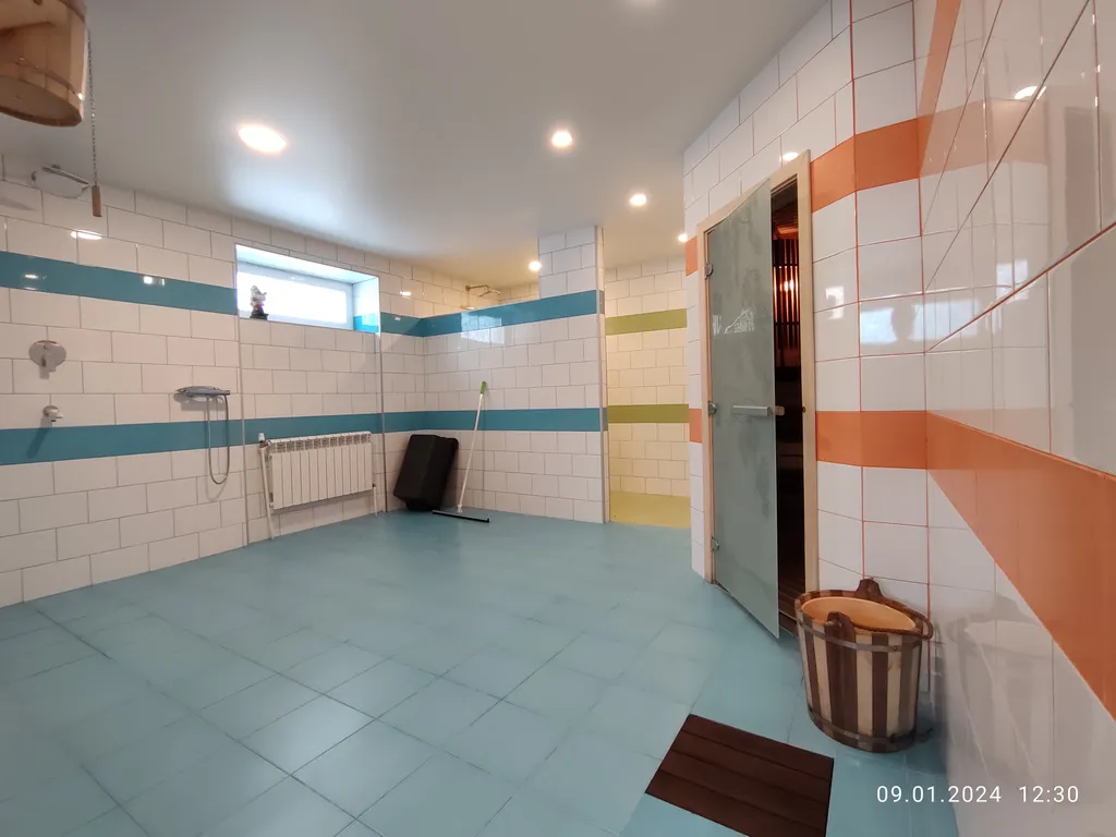 Добрый дом с баней и большим залом-камином