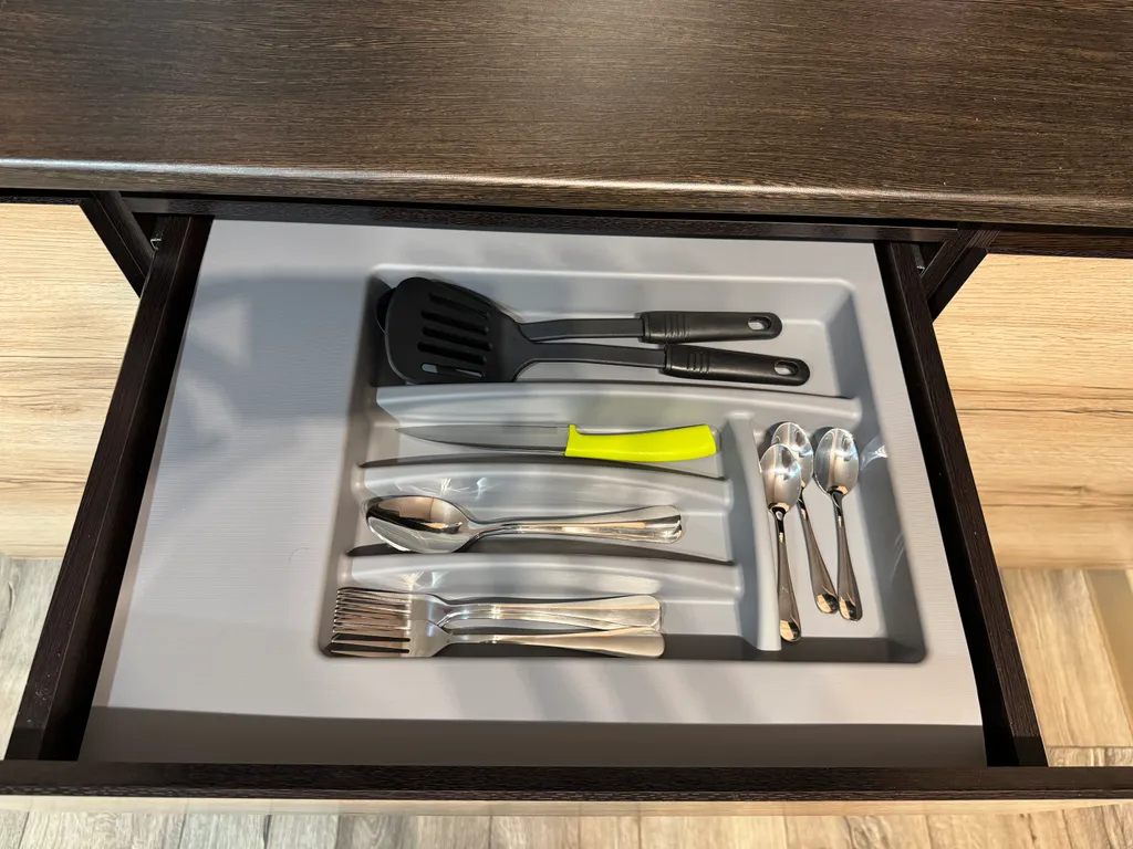 Чисто, уютно, большая кровать, Wi-Fi