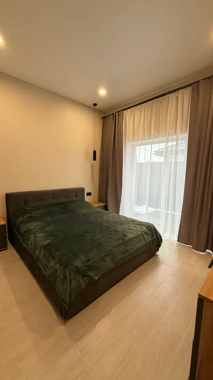 Совершенно новый дом для праздников, рядом с метро