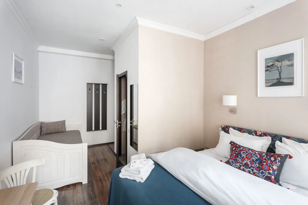 Квартира Комната с санузлом и видом во двор у Исаакиевского собора — Санкт-Петербург