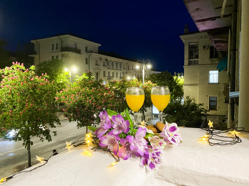 Квартира Квартира Счастье жить в центре Севастополя в космическом стиле с балконом — Севастополь