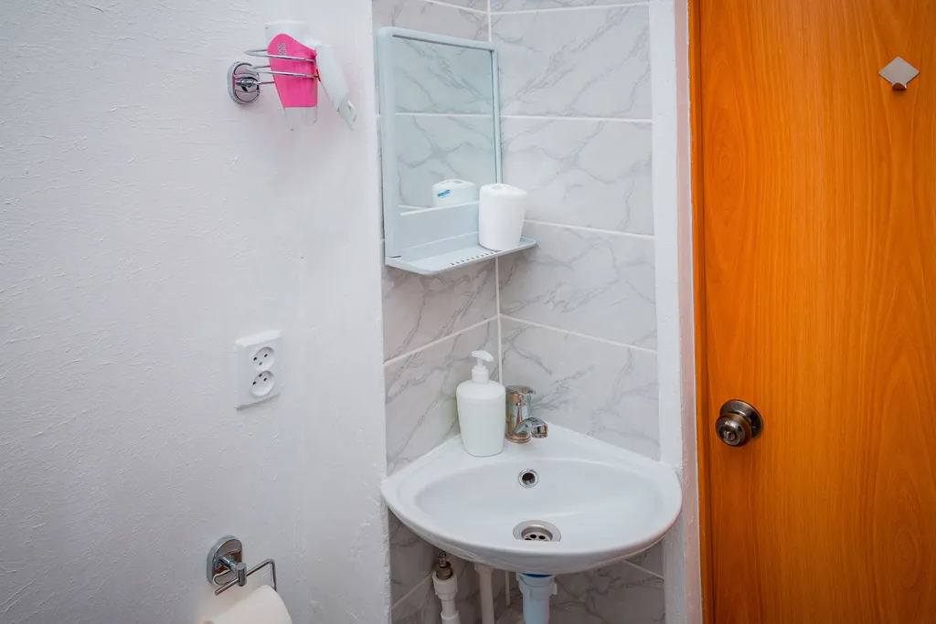 Студия на Холмогорова