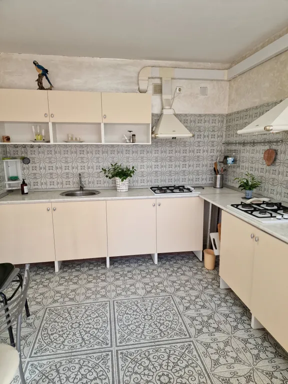 Квартира Квартира Зеленая студия с мини кухней, тихий центр — Геленджик