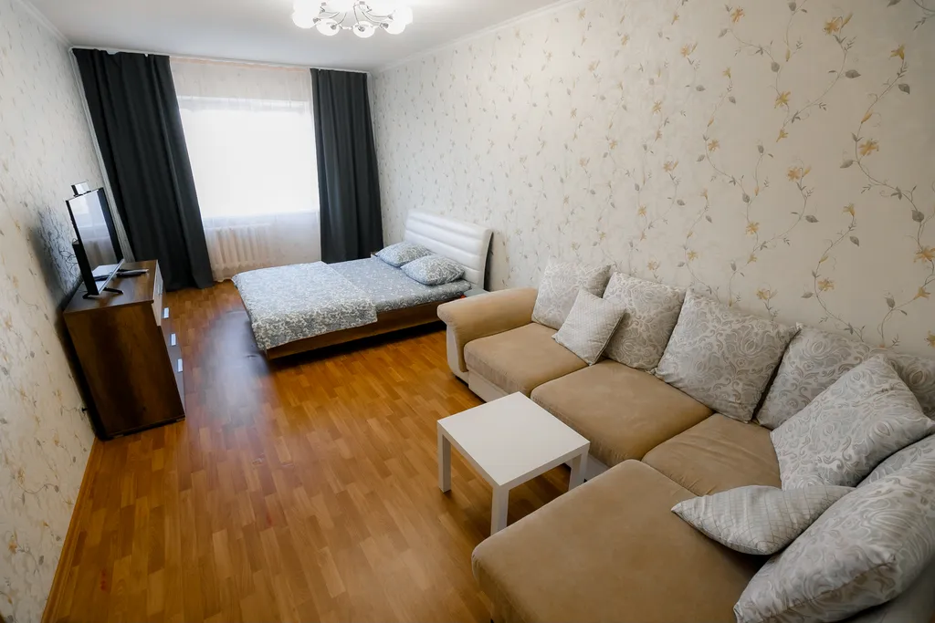 Двухкомнатная квартира напротив ТЦ Обними