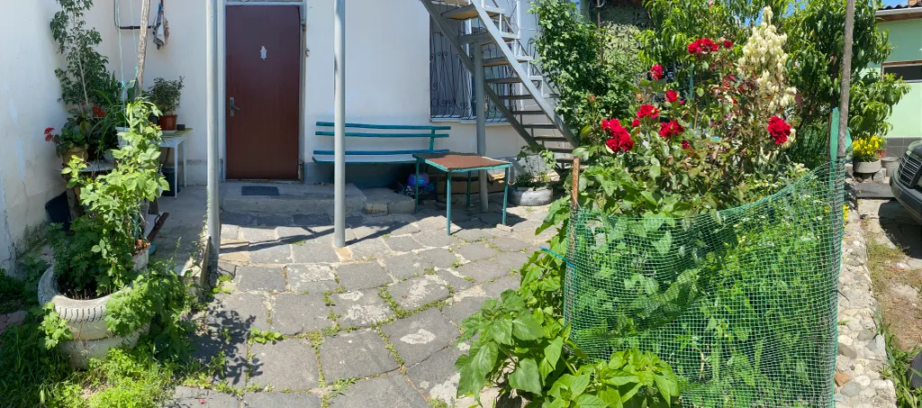 Квартира Уютная Квартира под ключ, с местом для отдыха во дворе — Евпатория