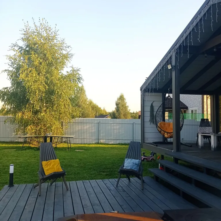 Просторный дом с баней и игровой зоной для детей