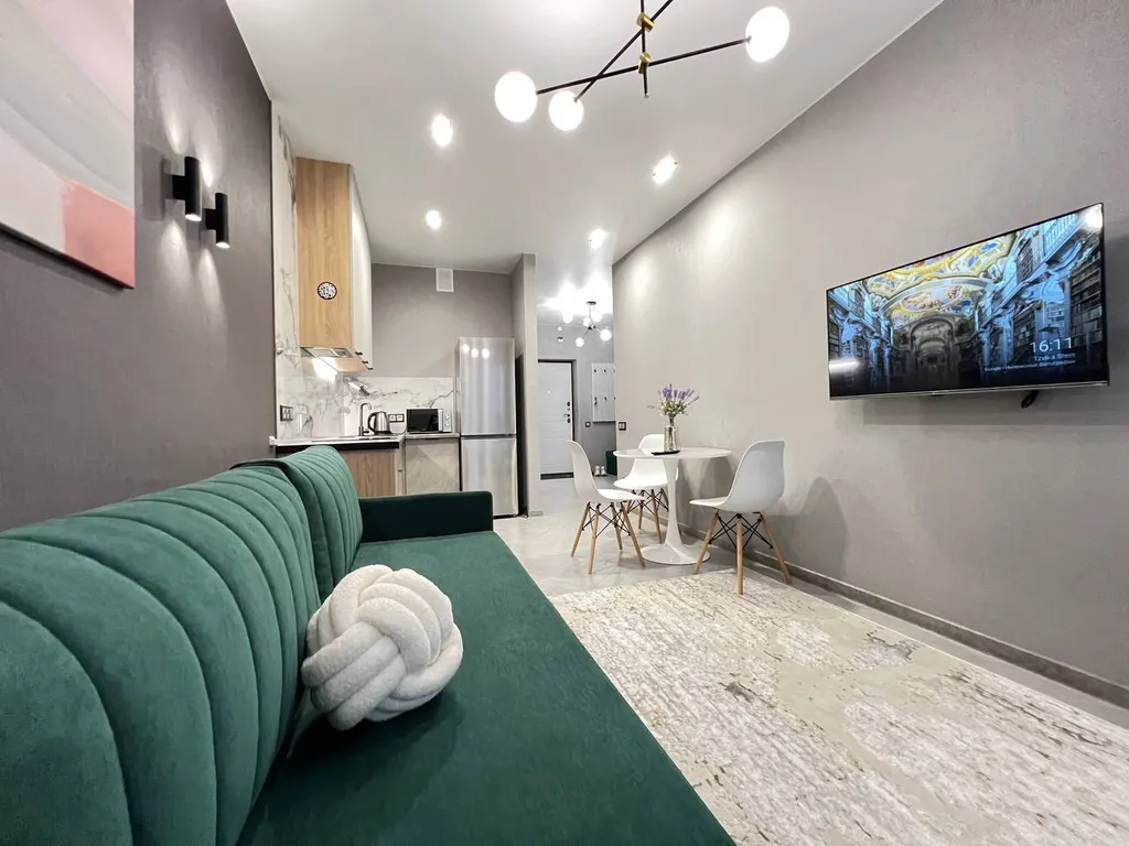 Квартира в центре в элитном доме с дизайнерским ремонтом