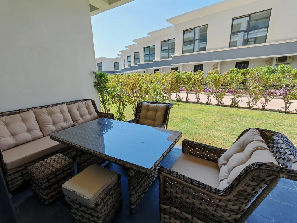 Квартира 1+1 в Azura World c видом на бассейн и аквапарком