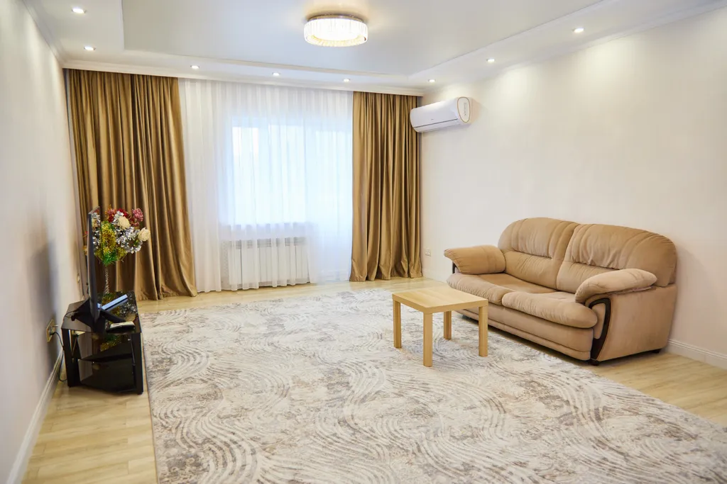 Квартира с видом на горы и озеро