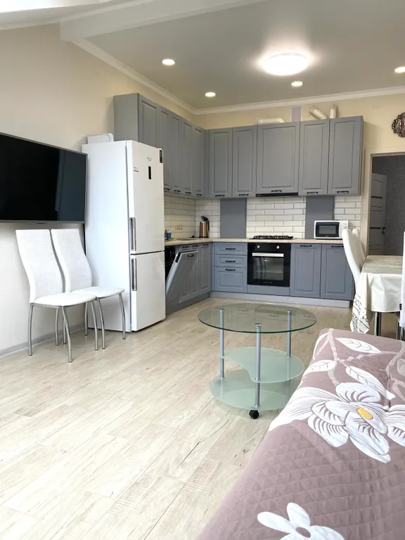 Двухуровневая квартира на первой линии с видом на море — аренда посуточно в Геленджик