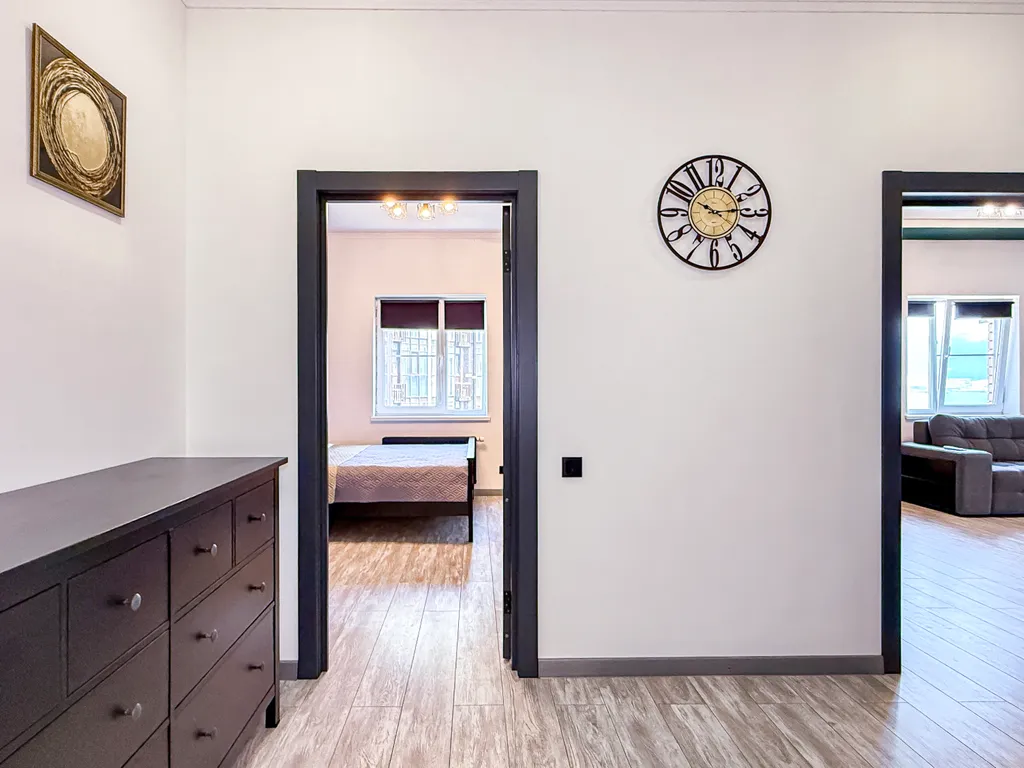 Трехкомнатная дизайнерская квартира в самом центре города