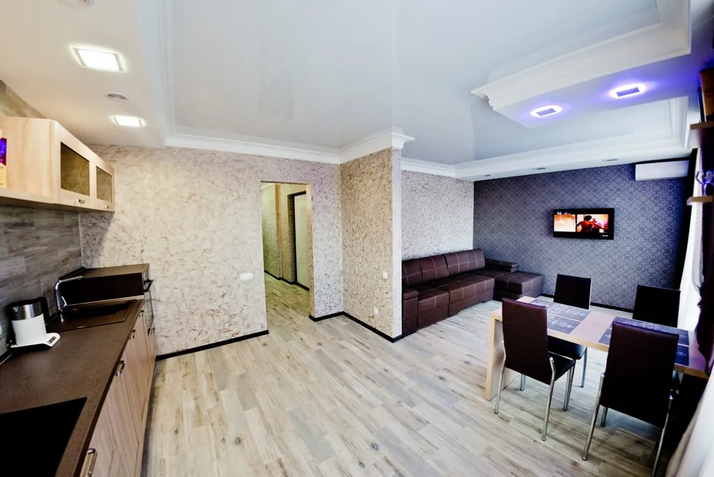 Квартира Евродвушка с дизайнерским ремонтом (рядом с ОГУ) — аренда посуточно в Оренбург