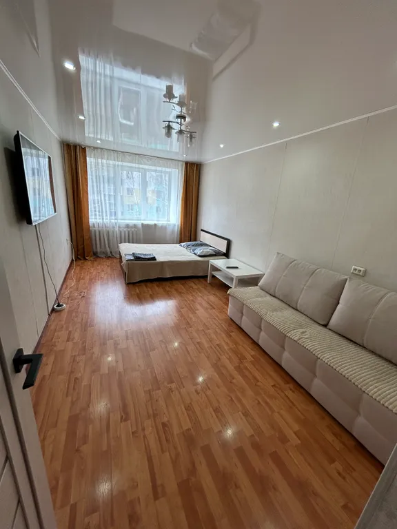 Двухкомнатная квартира в центре города — аренда посуточно в Туймазы