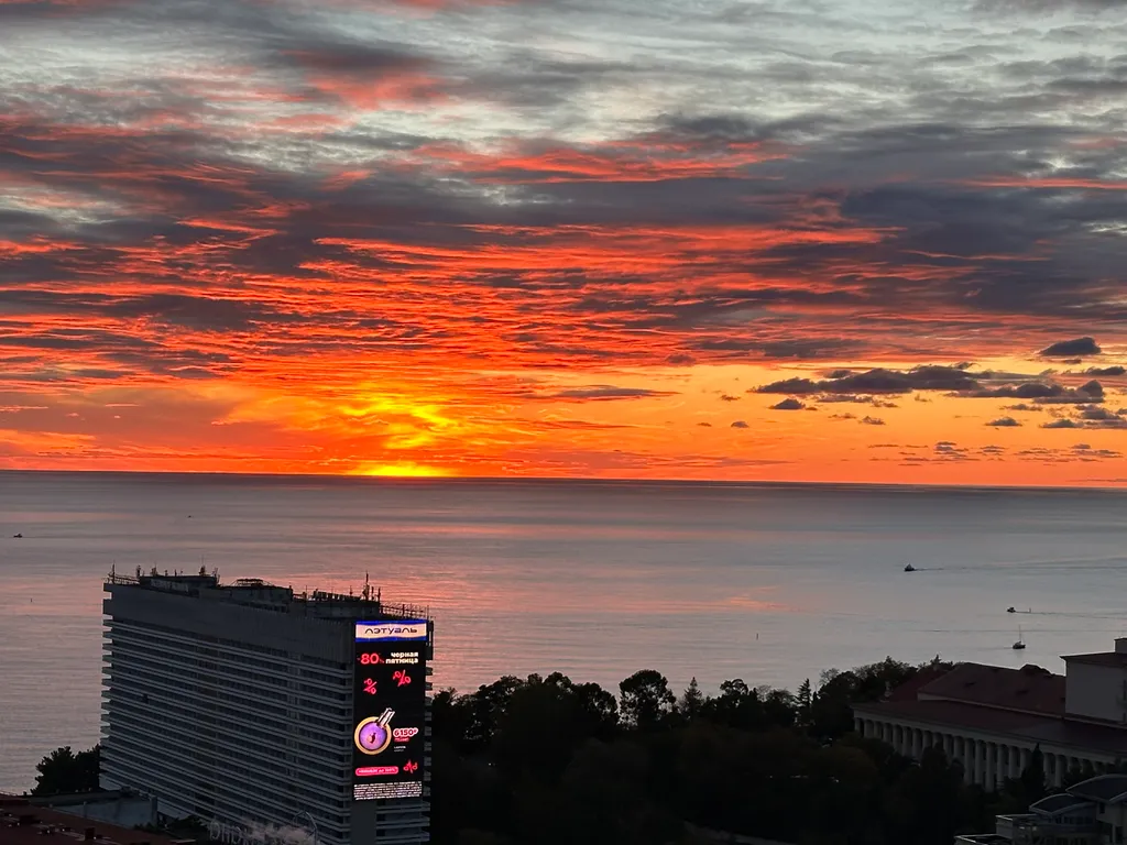 Квартира у моря, где хочется жить вид на море и закаты с 21 этажа
