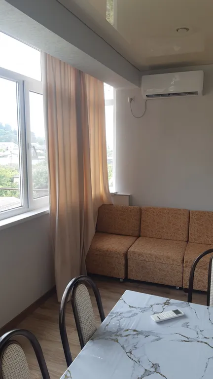 Квартира Квартира в тихом центре с видом на горы — Гагра